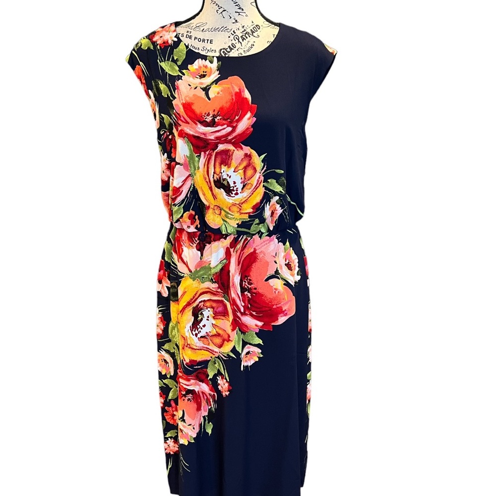 London Style Dress - Picture 5 of 14